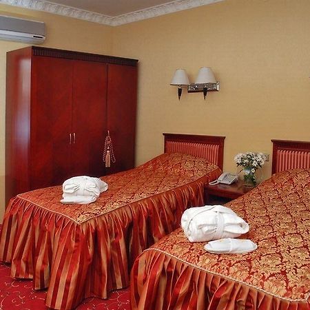Royal Medical Cezar Otel Truskavets Dış mekan fotoğraf